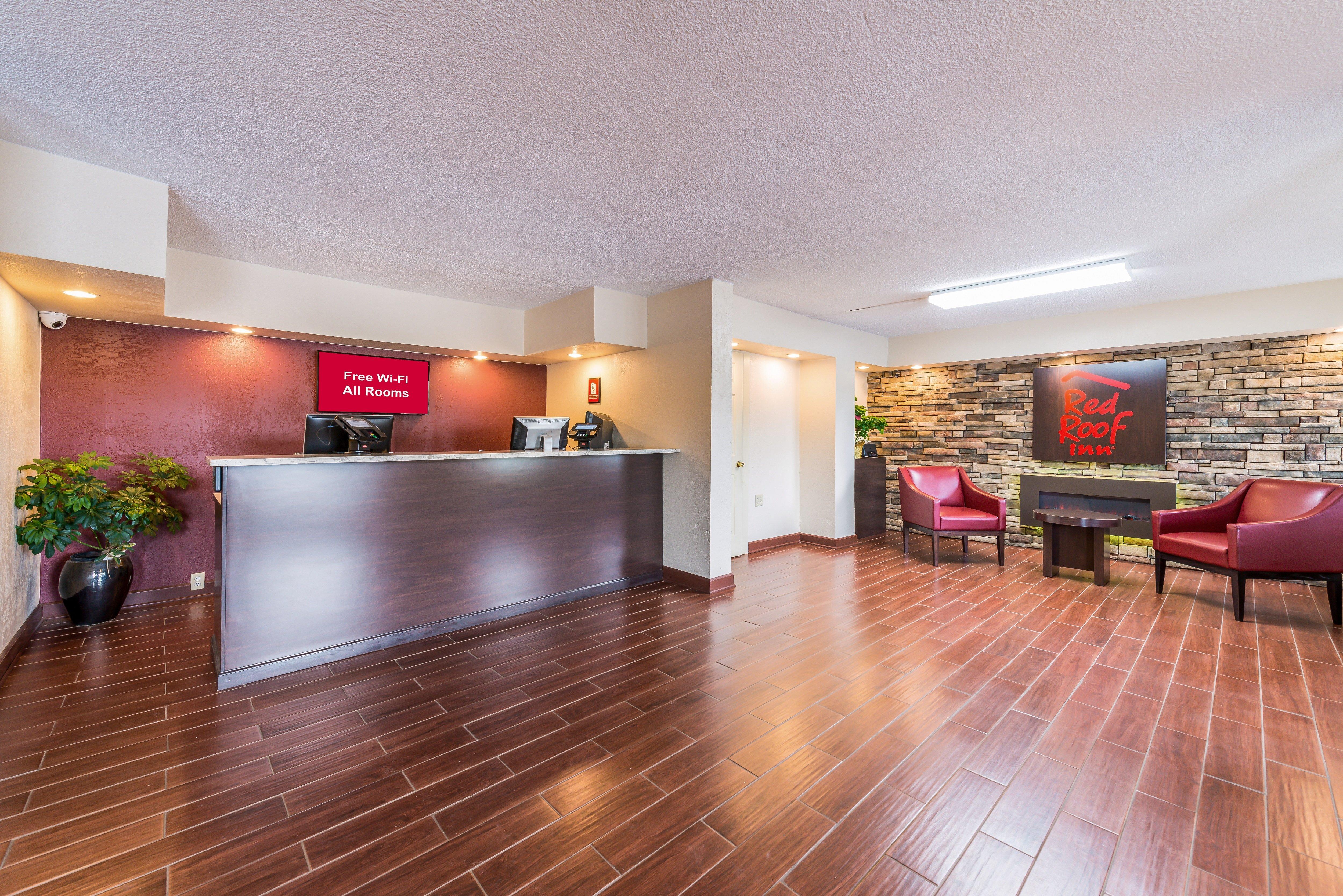 Red Roof Inn Marion, In Экстерьер фото
