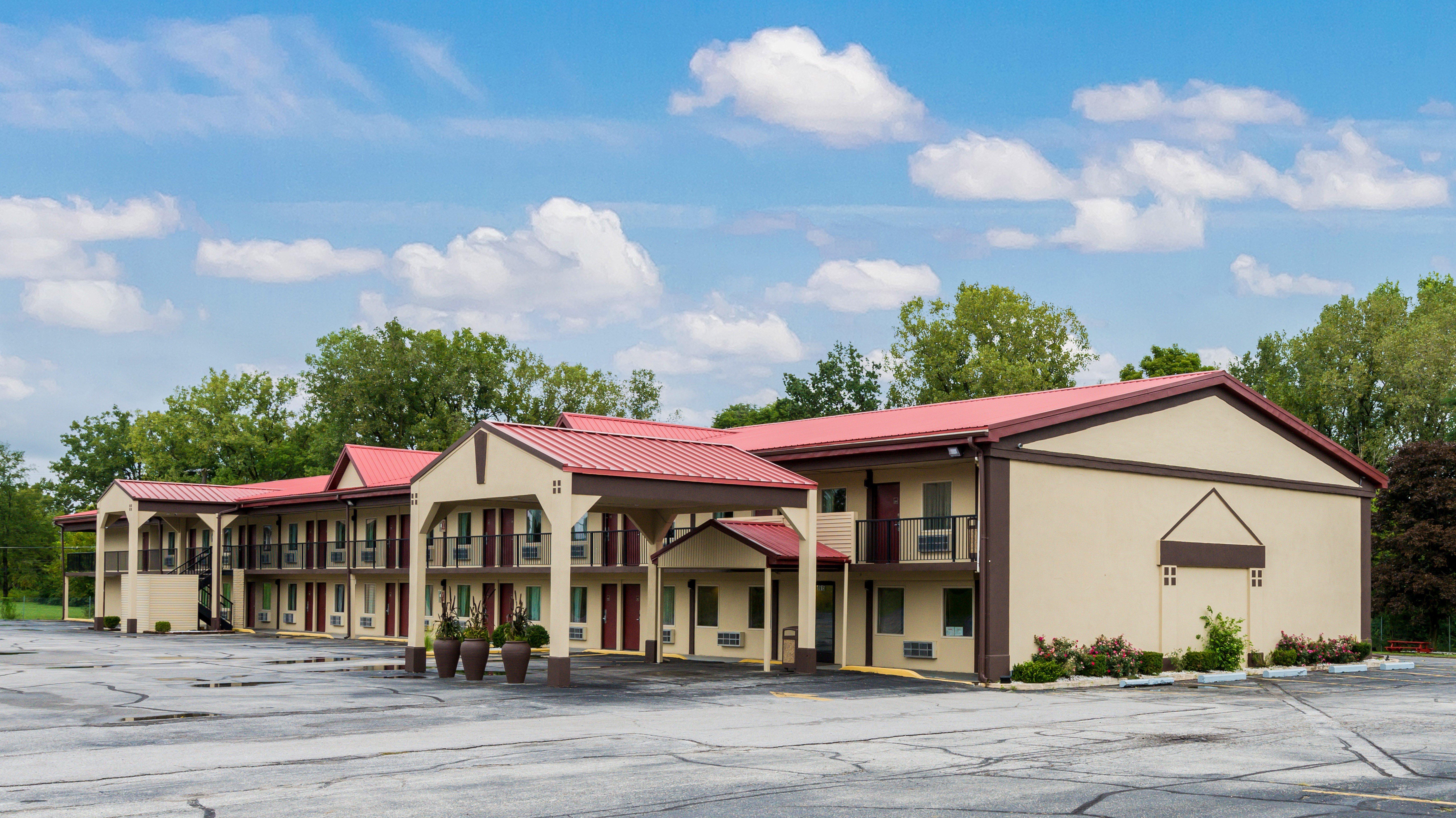 Red Roof Inn Marion, In Экстерьер фото