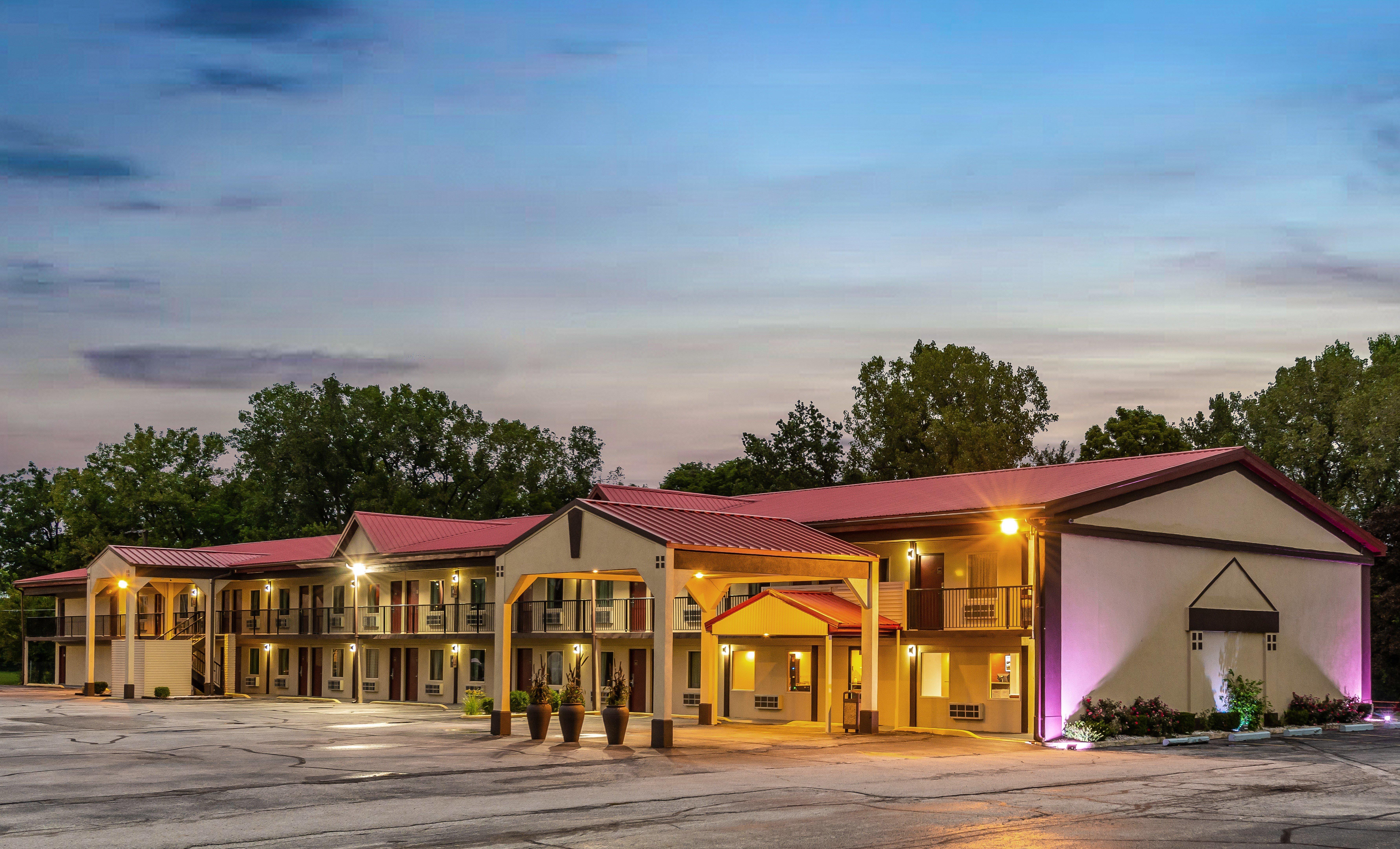 Red Roof Inn Marion, In Экстерьер фото