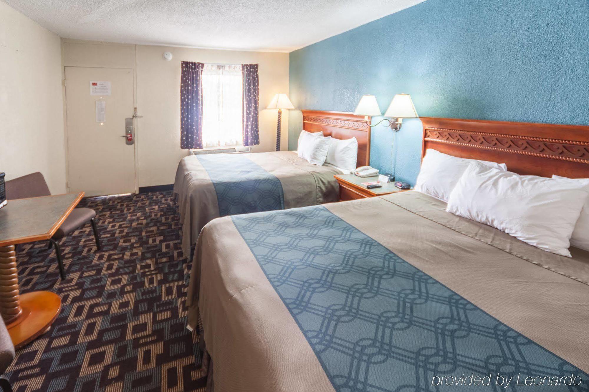 Red Roof Inn Marion, In Экстерьер фото