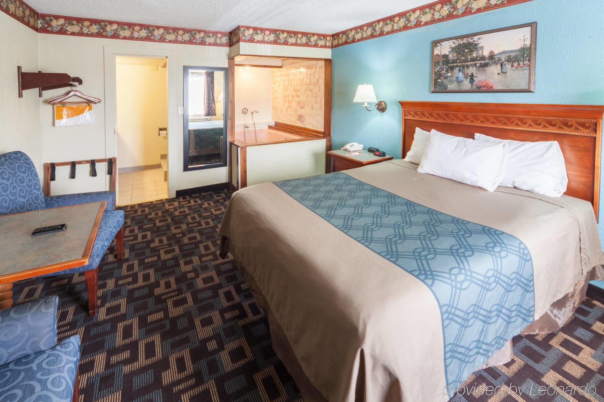 Red Roof Inn Marion, In Экстерьер фото